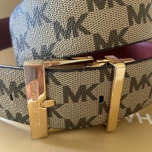 Michael Kors Beige MK Logo Reversible Belt with Red Interior and Gold Buckle